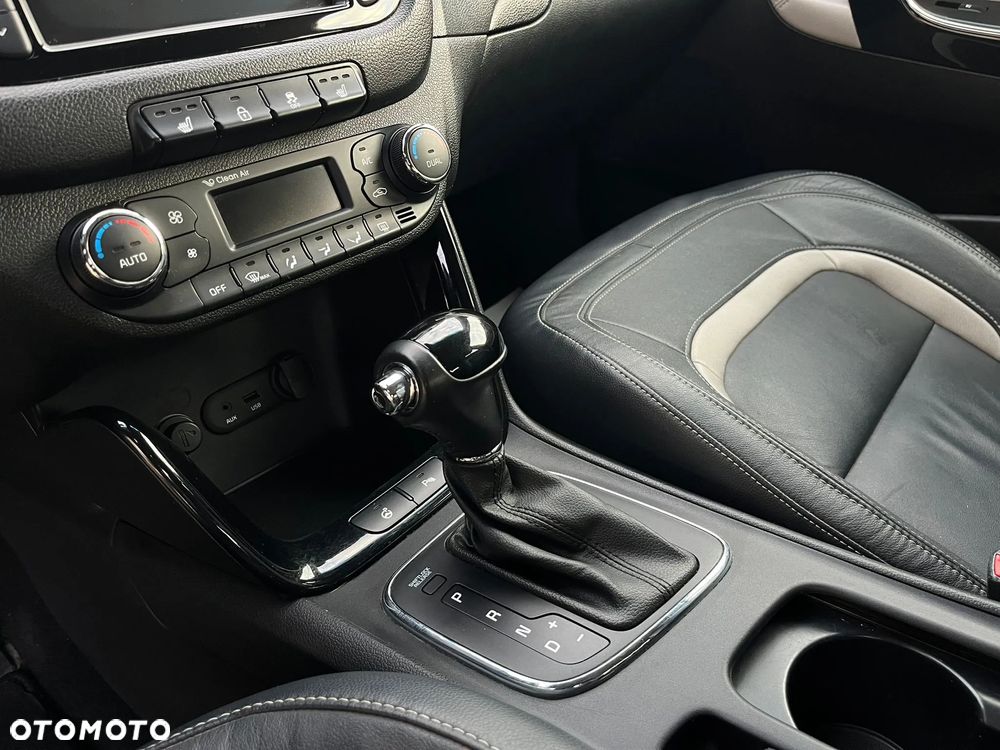 Kia Ceed 1.6 GDI XL DCT - 8