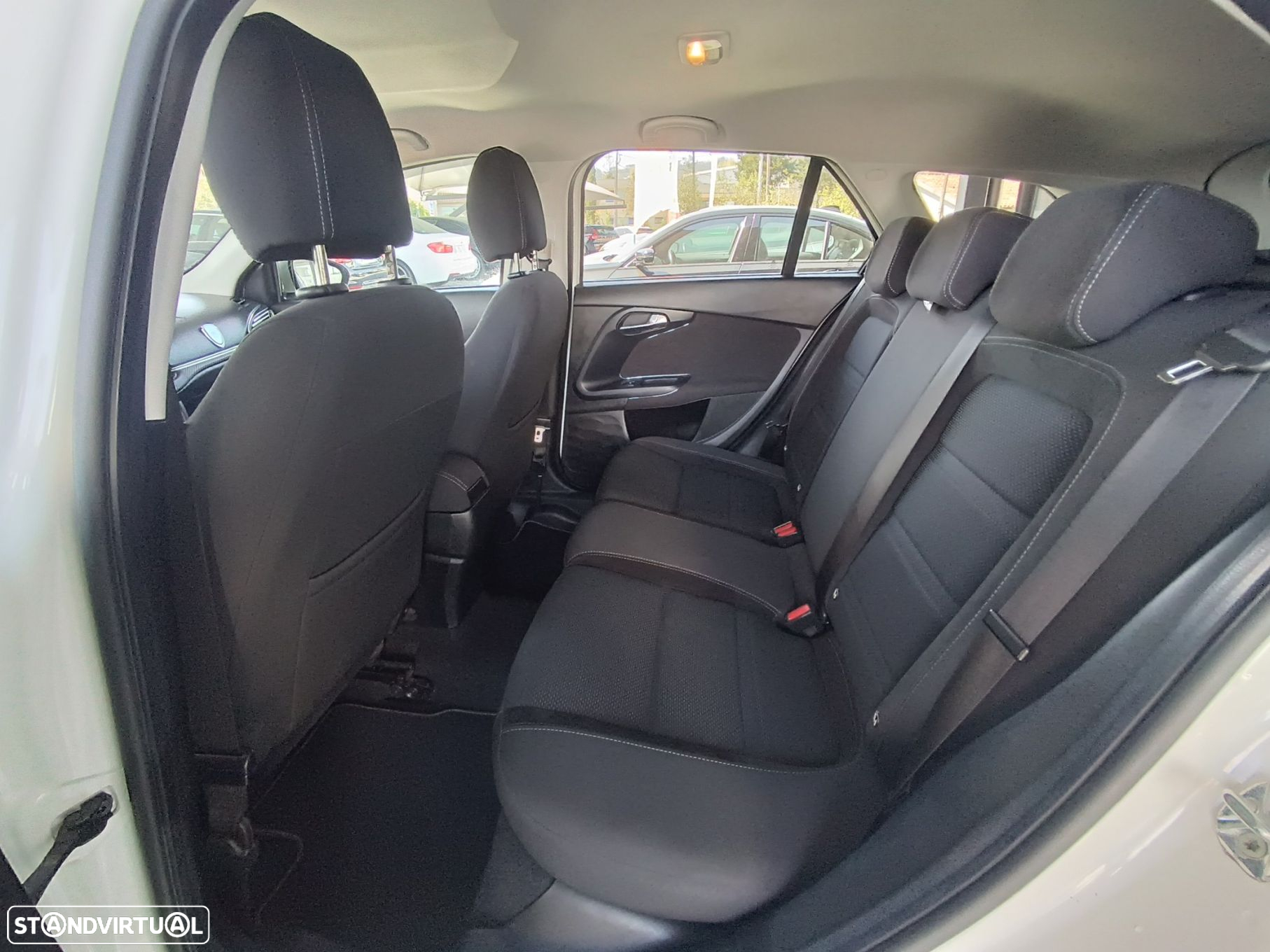 Fiat Tipo Station Wagon 1.3 M-Jet Easy J17 - 6