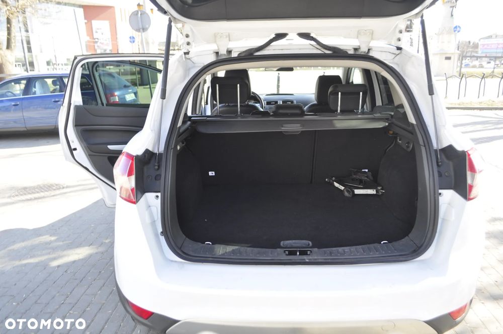 Ford Kuga 2.0 TDCi Trend - 10