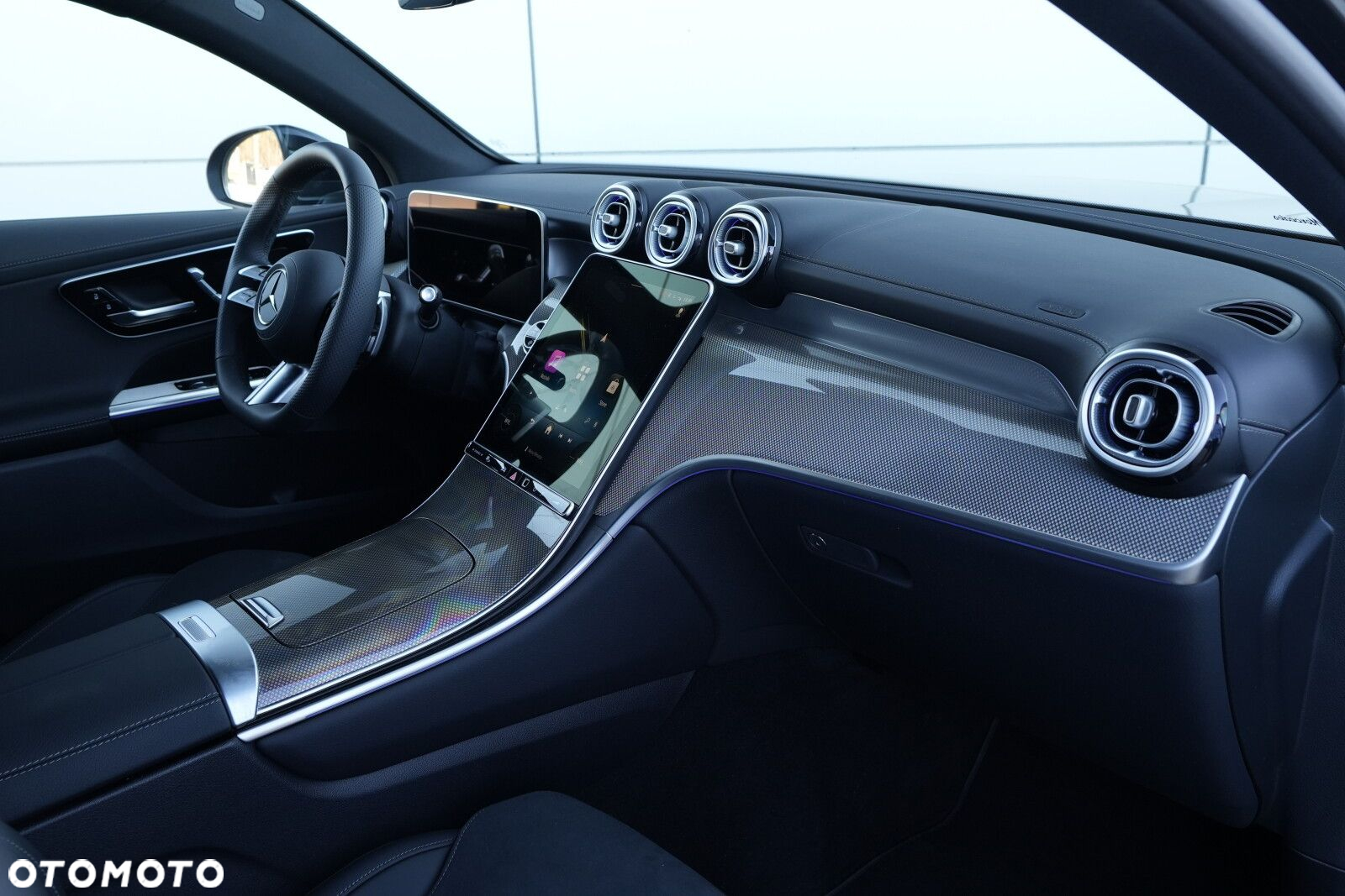 Mercedes-Benz GLC - 12