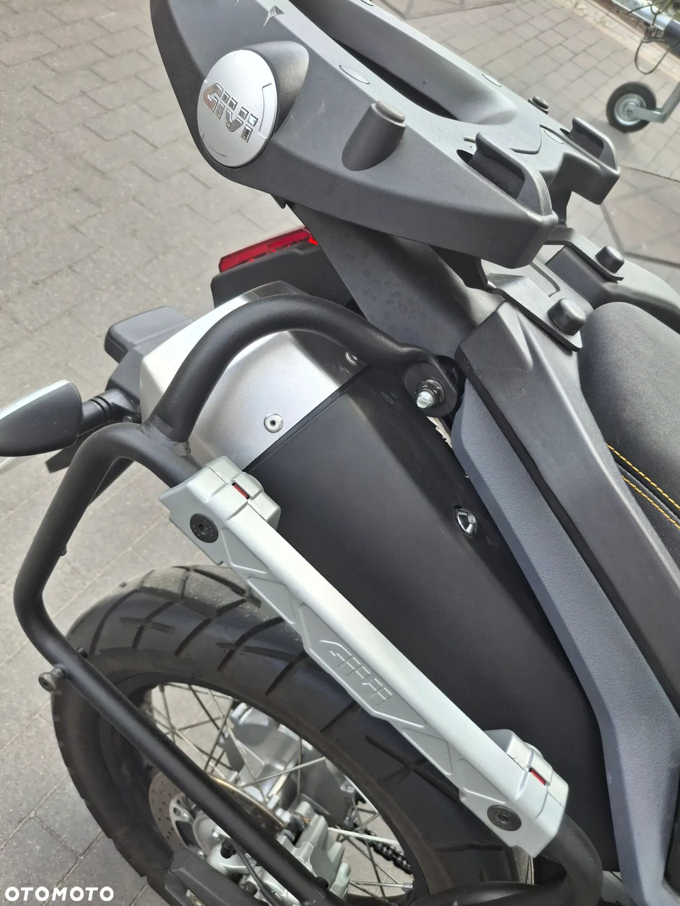Yamaha XTZ - 33