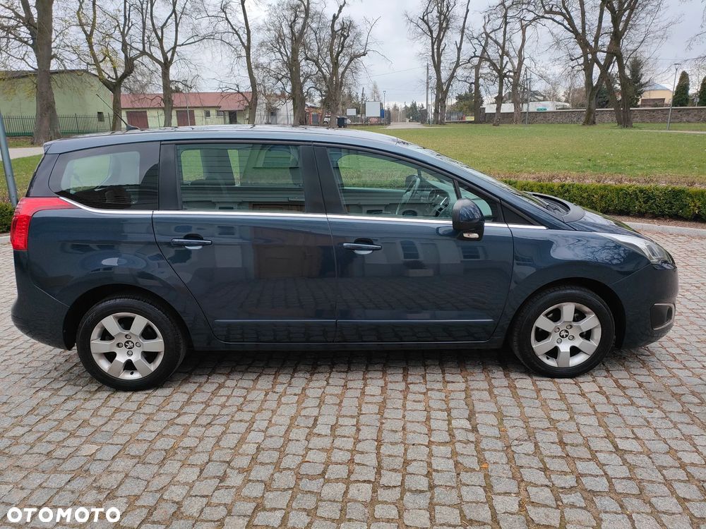 Peugeot 5008 - 7