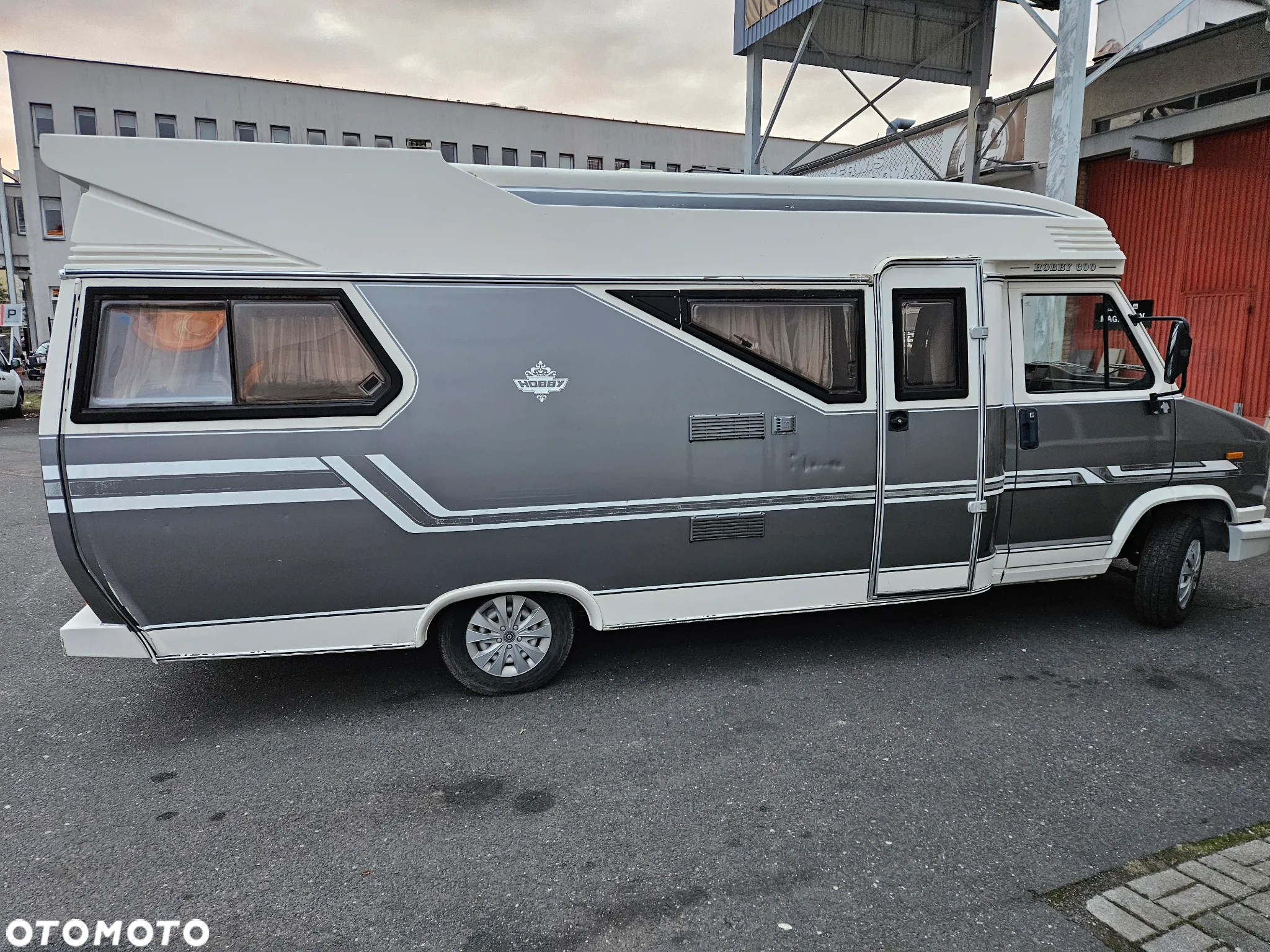 Peugeot J5 Hobby 600 - 8