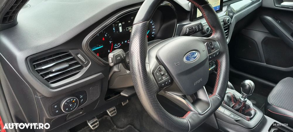 Ford Focus - 14