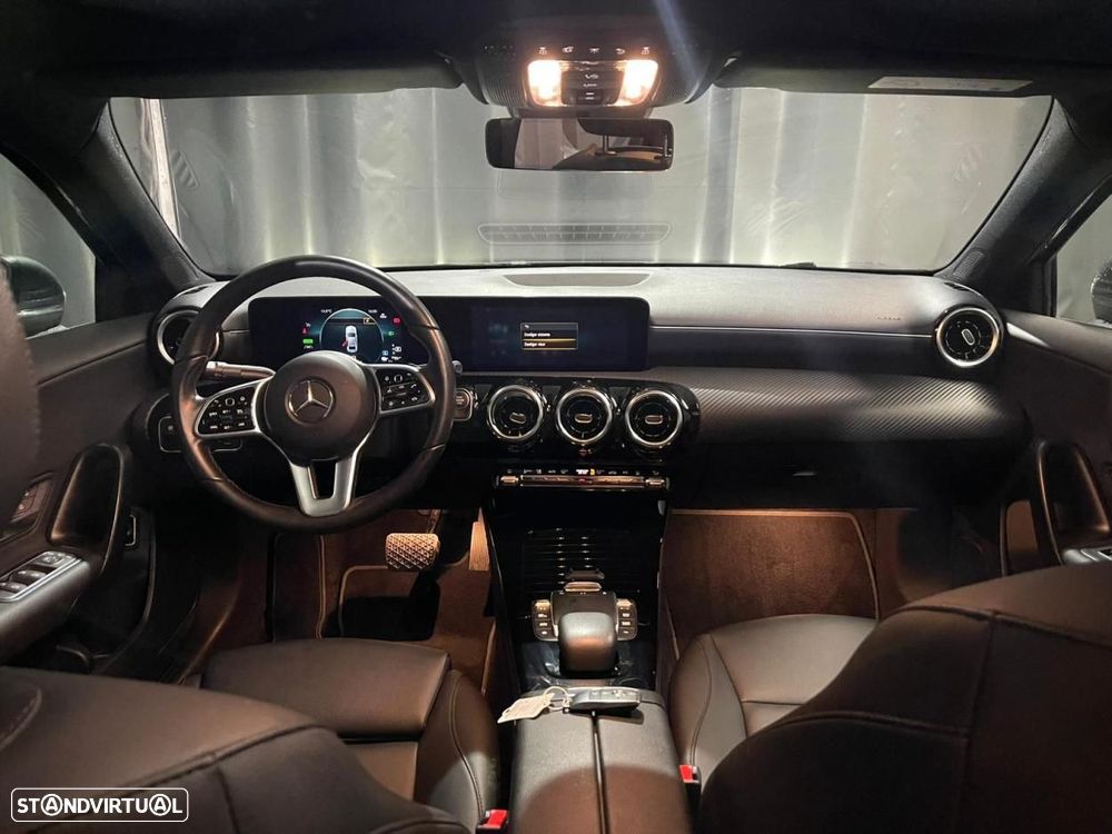 Mercedes-Benz A 250 Limousine - 20