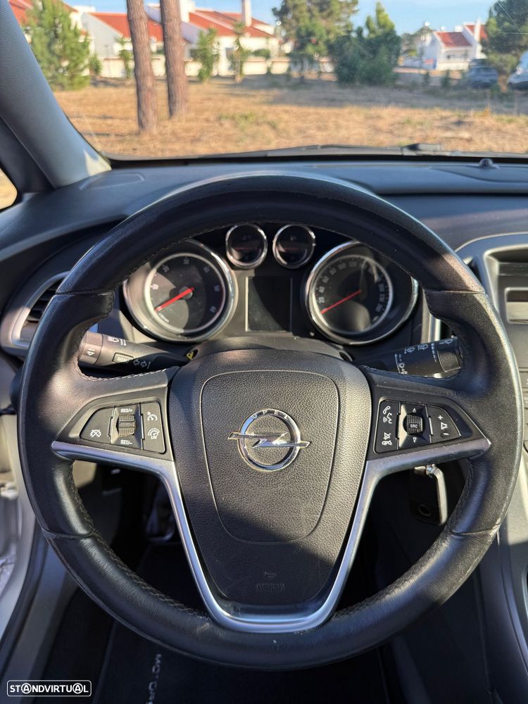 Opel Astra Sports Tourer - 24