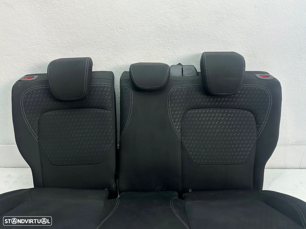 Conjunto Bancos - Ford Fiesta VII (2018) - 14