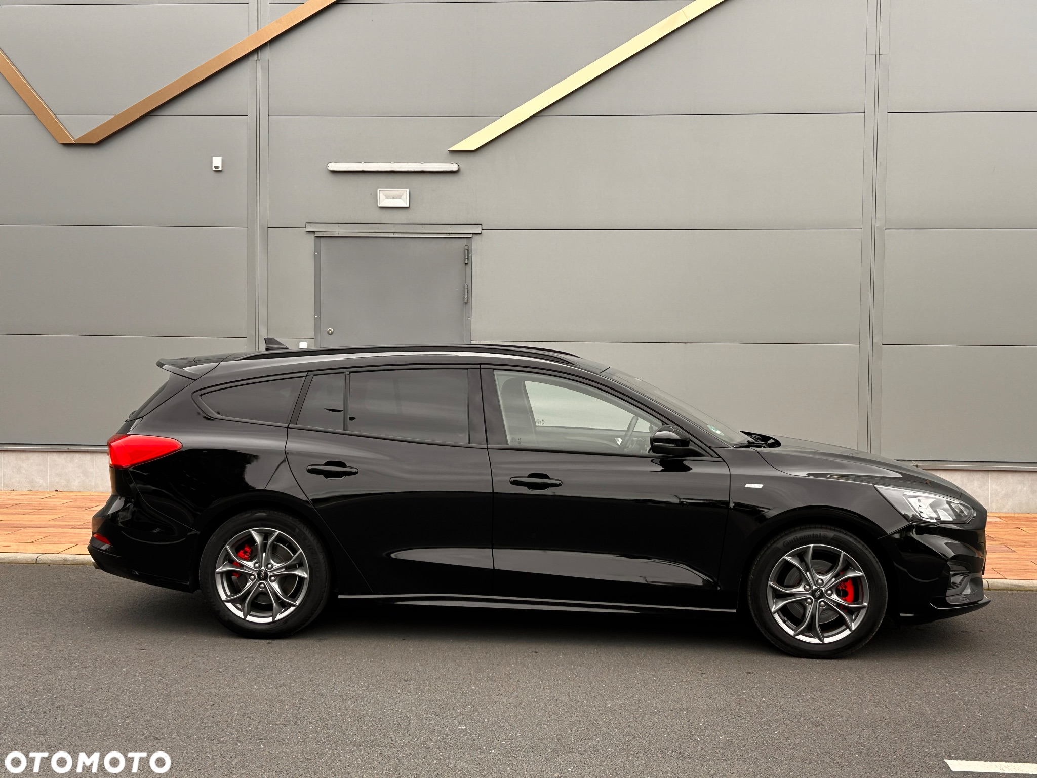 Ford Focus 1.5 EcoBlue Start-Stopp-System ST-LINE - 22