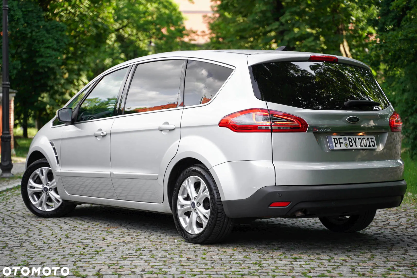Ford S-Max 2.0 TDCi DPF Titanium - 8