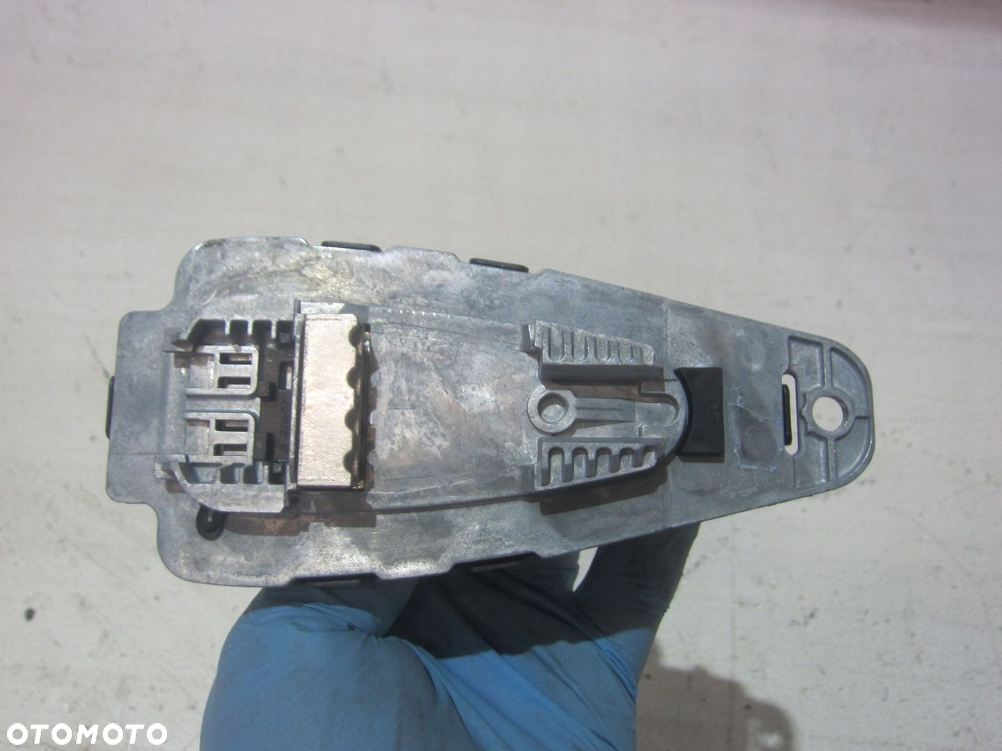 BMW X3 G01 F48 F26 G05 F48 X1 ANTENA DACHOWA LOTKA REKIN WZMACNIACZ 8794263 - 5