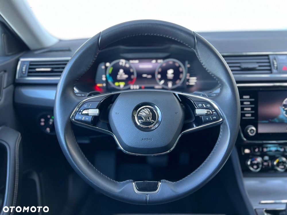 Skoda Superb 1.4 TSI Plug-In Hybrid Style DSG - 26