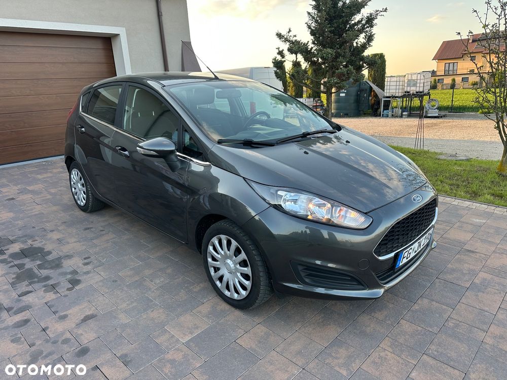 Ford Fiesta 1.25 Ghia - 6