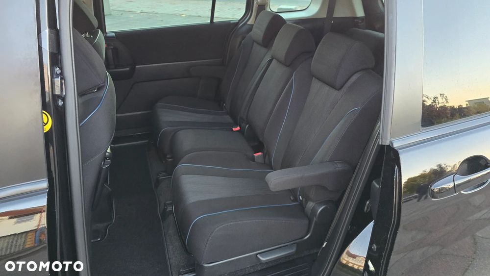Mazda 5 - 25