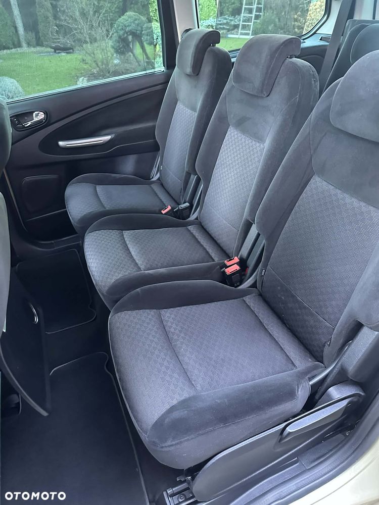 Ford Galaxy 2.0 Viva Titanium - 26