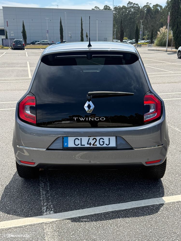 Renault Twingo 1.0 SCe Luxe — fotografia 3