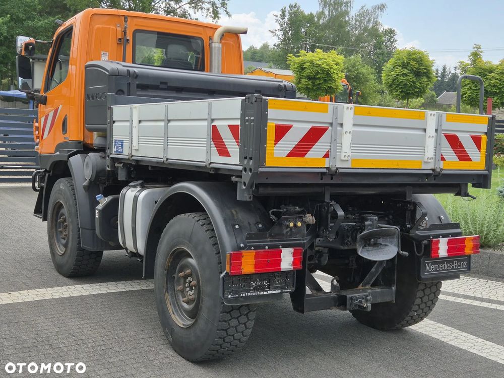 Unimog U20 Ciągnik 4x4 - 4