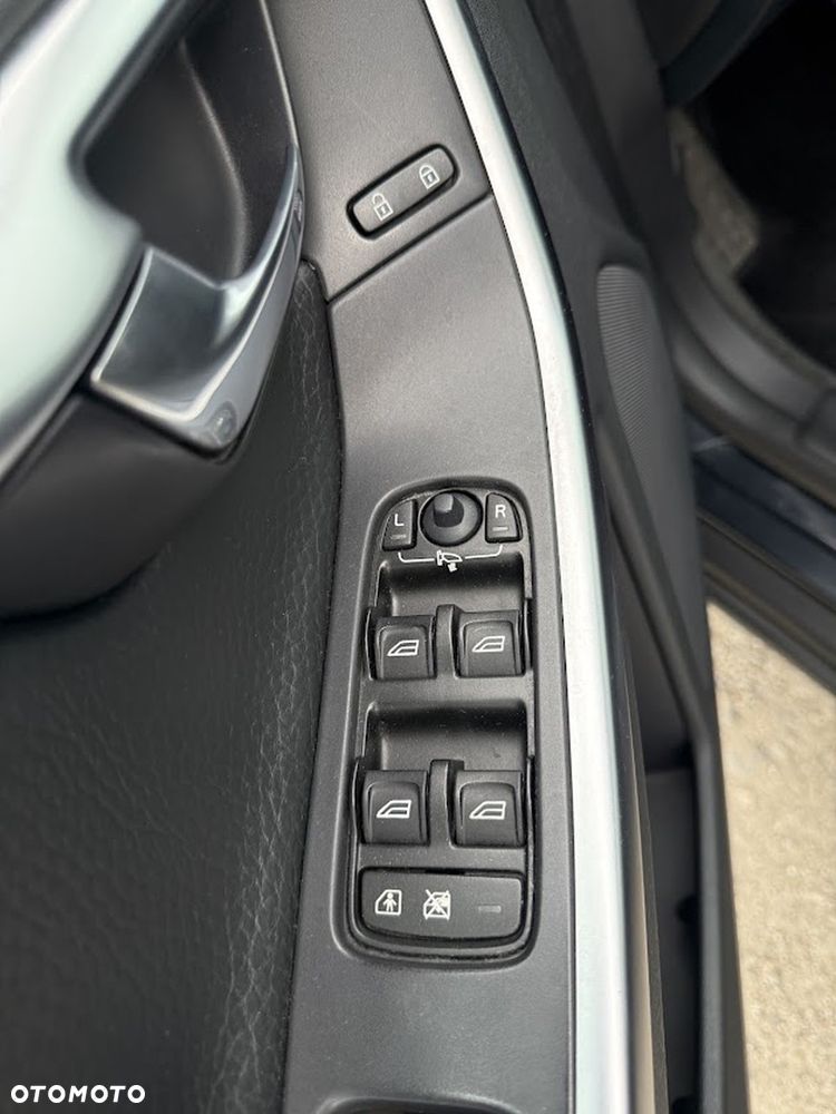 Volvo XC 60 - 16