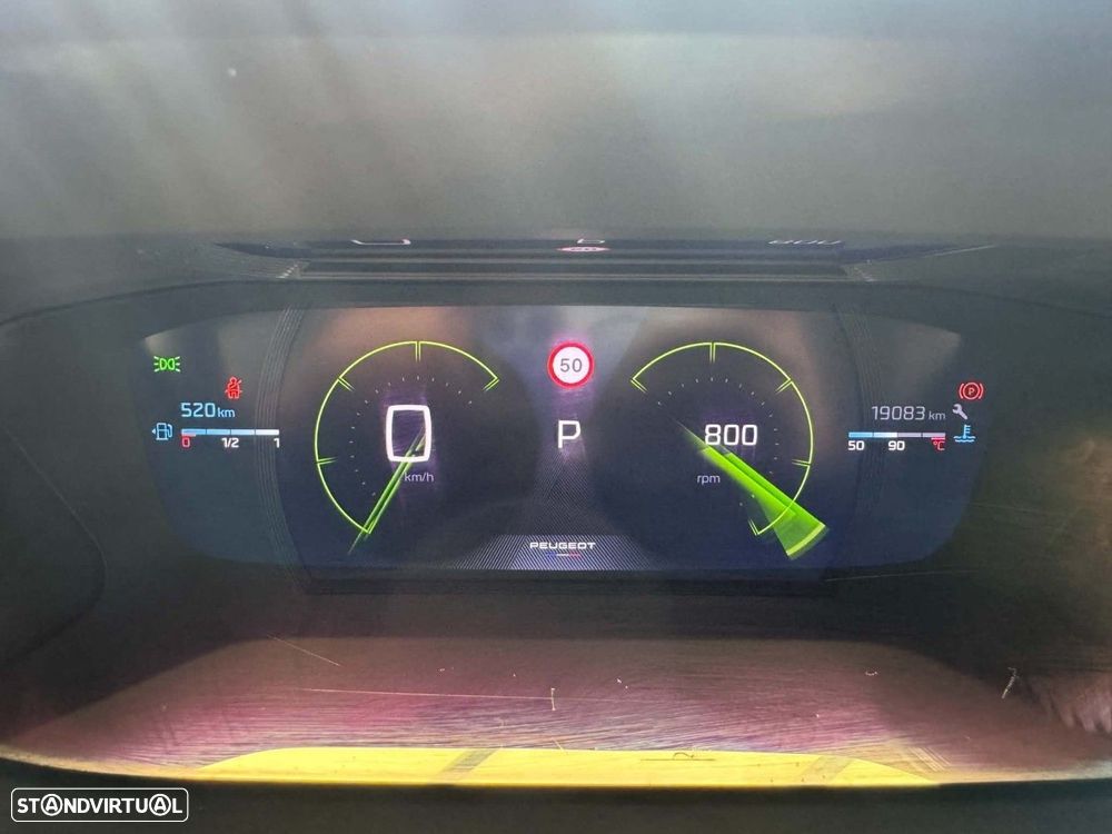 Peugeot 2008 1.2 PureTech GT EAT8 - 15