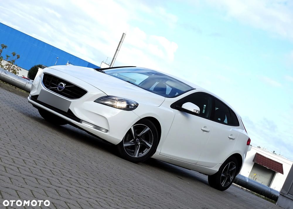 Volvo V40 D2 - 1
