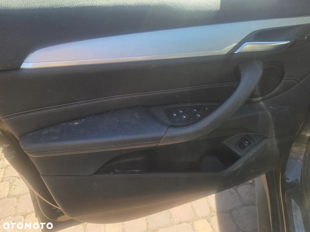 BMW X1 sDrive18d M Sport - 11