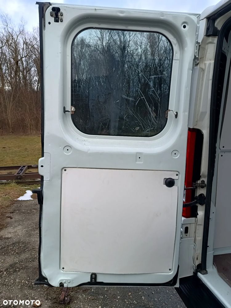 Citroën Jumper L2H1 2.2 diesel 150 kM manual 2015 rok ZAREJESTROWANY, WEBASTO, BEZWYPADKOWY, ORGINALNY PRZEBIEG, ZADBANY!!! - 19