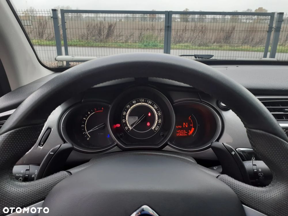 Citroën C3 e-HDi 90 FAP ETG6 Exclusive - 9