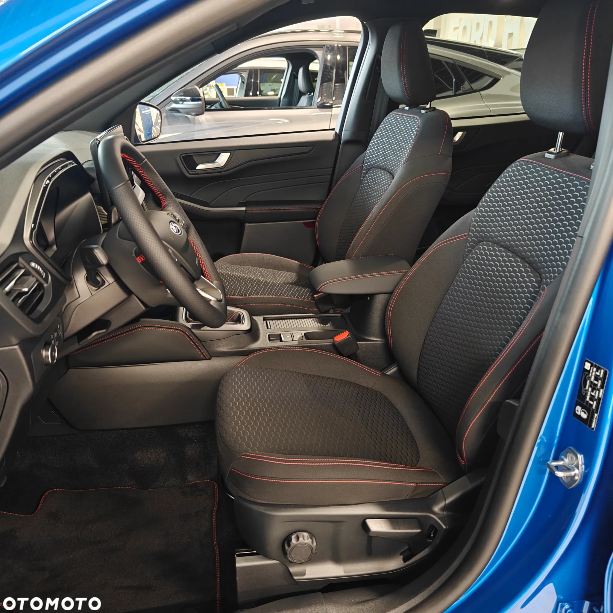 Ford Kuga 1.5 EcoBoost FWD ST-Line - 11