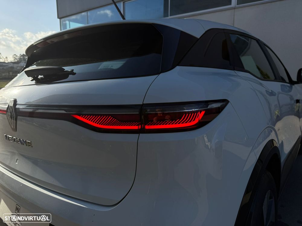 Renault Mégane E-Tech EV40 Equilibre Autonomia Urbana CA7 - 19