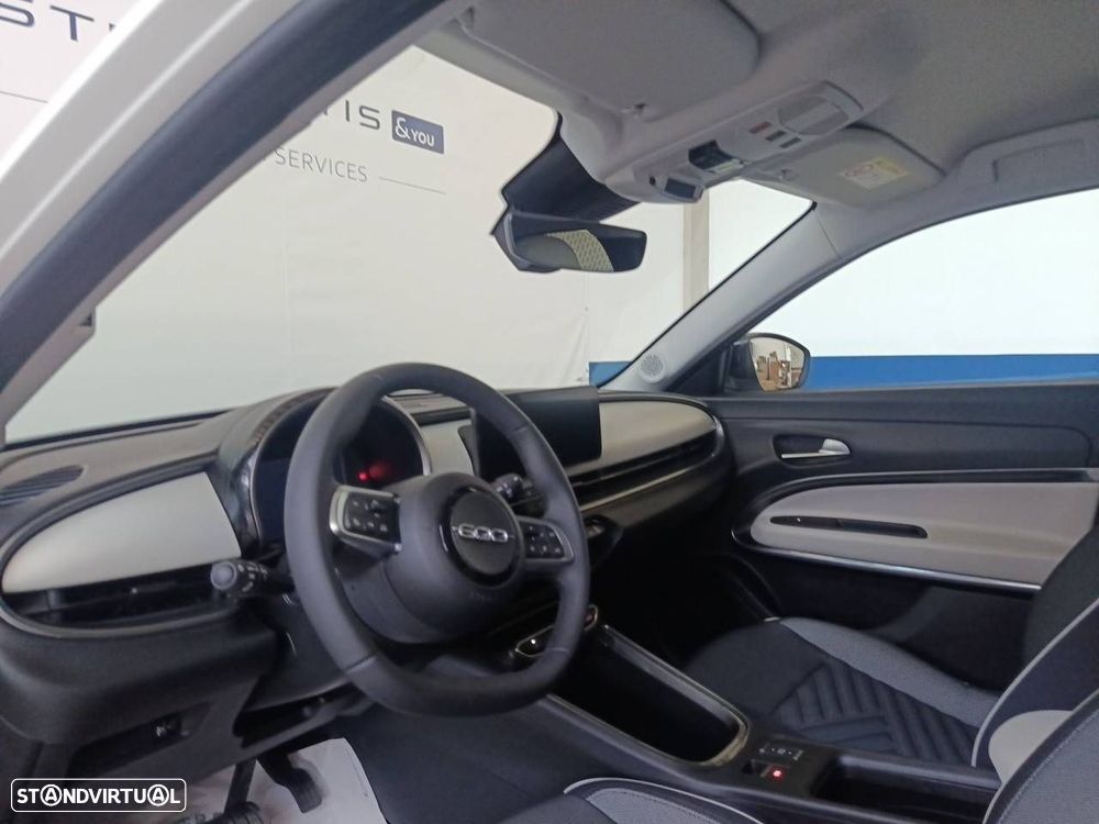Fiat 600e 54 kWh La Prima - 8
