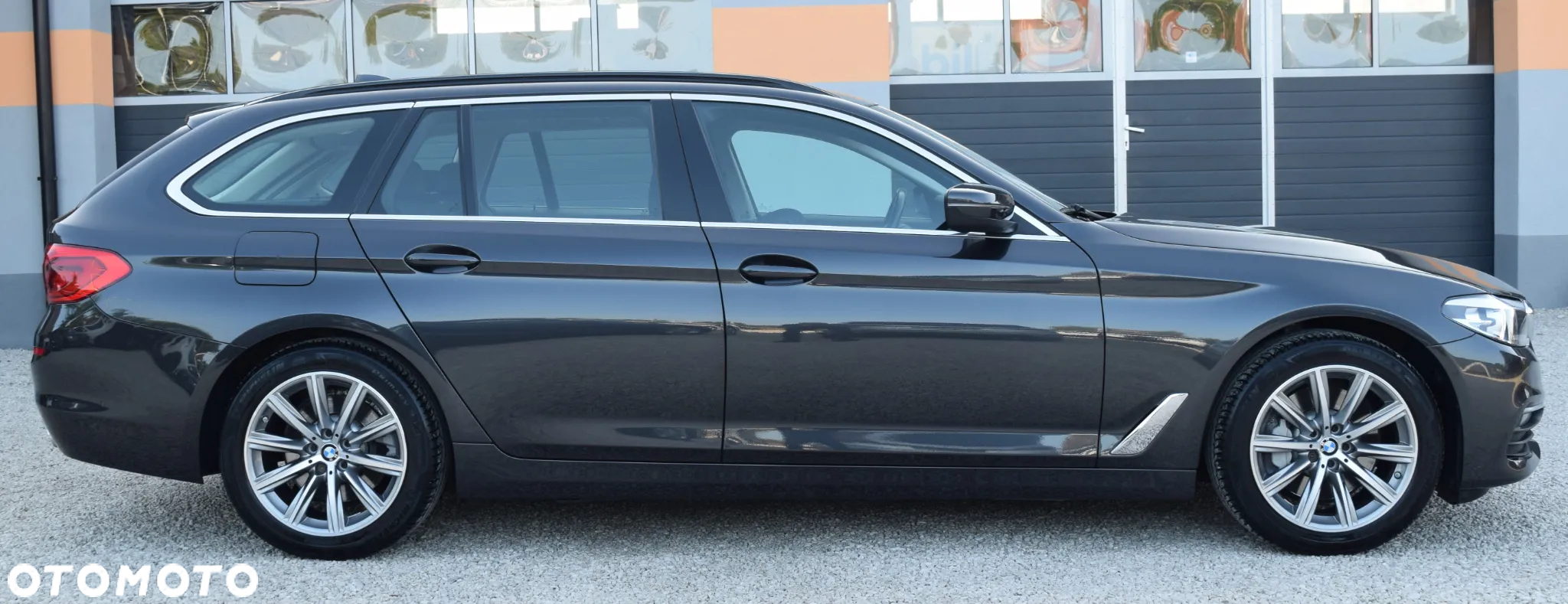 BMW Seria 5 530i GPF Sport - 10