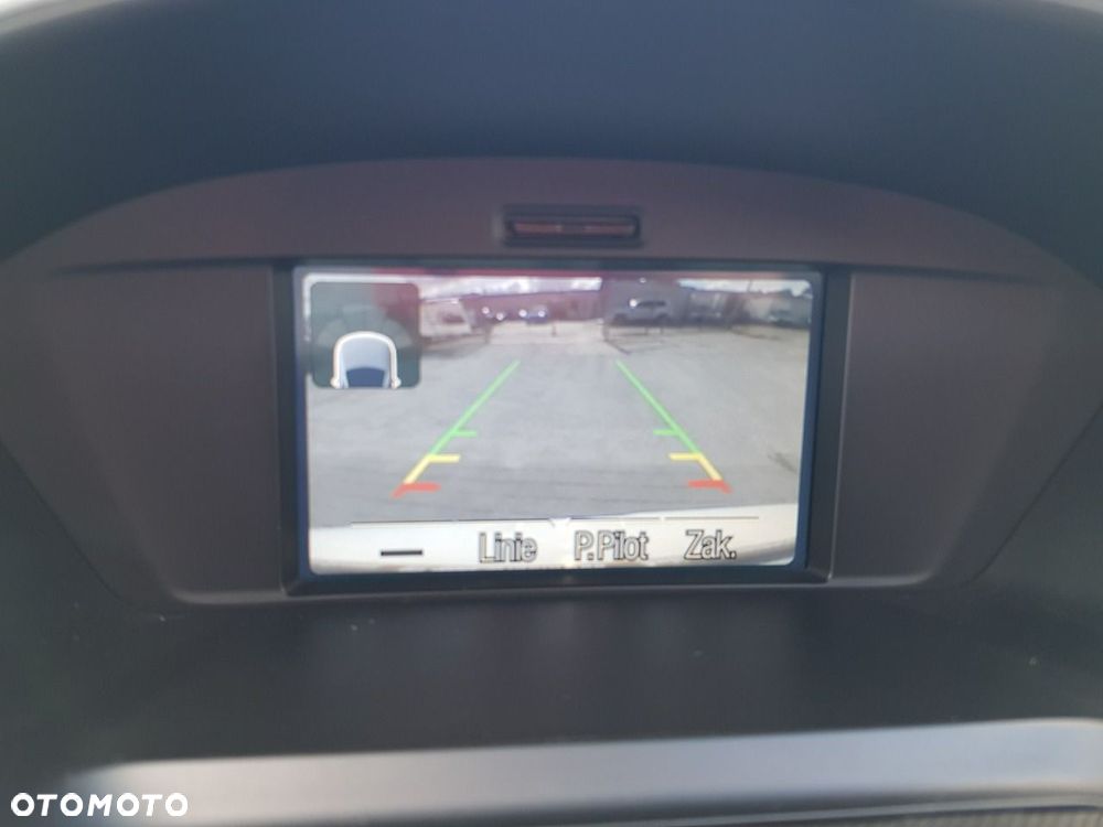 Ford Kuga 1.6 EcoBoost 2x4 Individual - 24