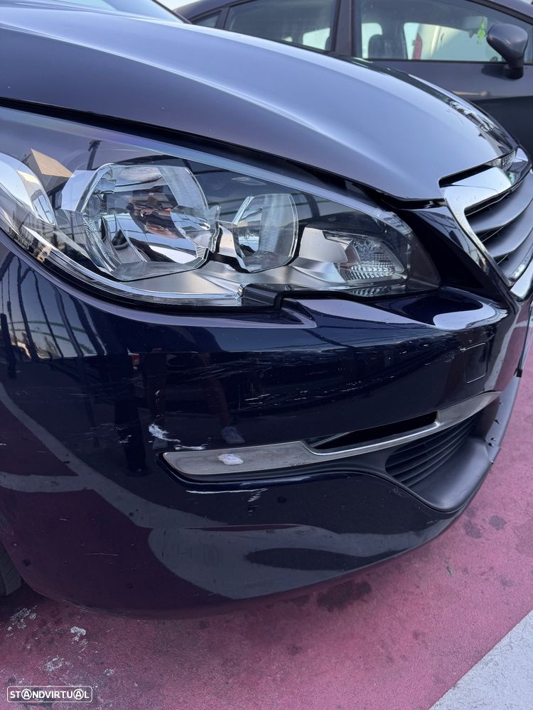 Peugeot 308 - 23