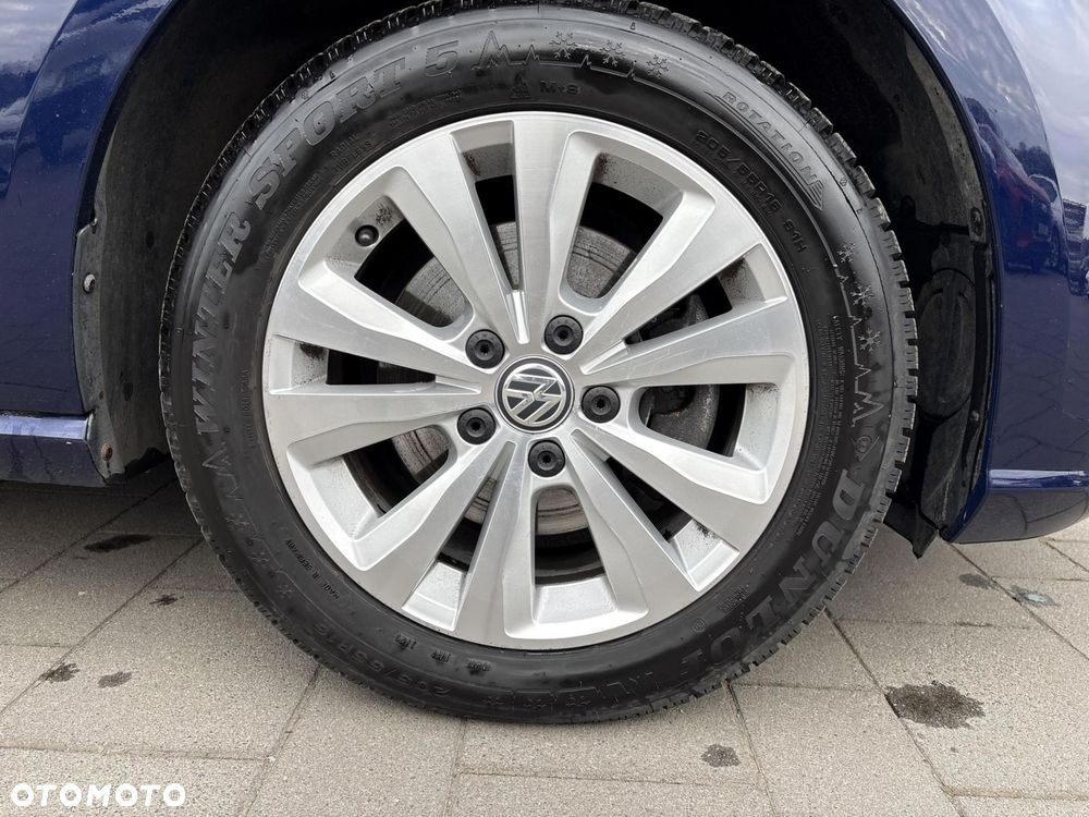 Volkswagen Golf - 18