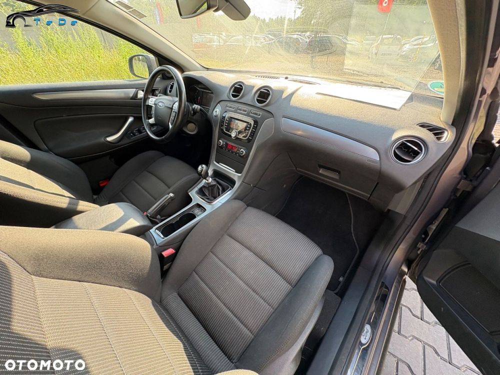 Ford Mondeo 1.6 T Platinium X Plus (Titanium) - 29