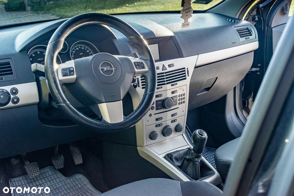 Opel Astra 1.6 Cosmo - 7