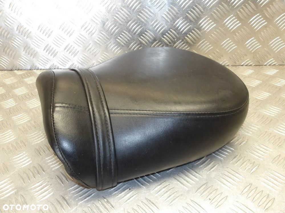 Siedzenie fotel pasażera tył KAWASAKI VN 1500 VULCAN NOMAD 1998-2004  PN: 53001-1869 - 1