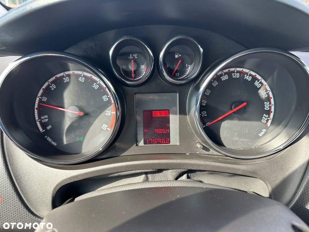 Opel Meriva 1.4 T Cosmo S&S - 40