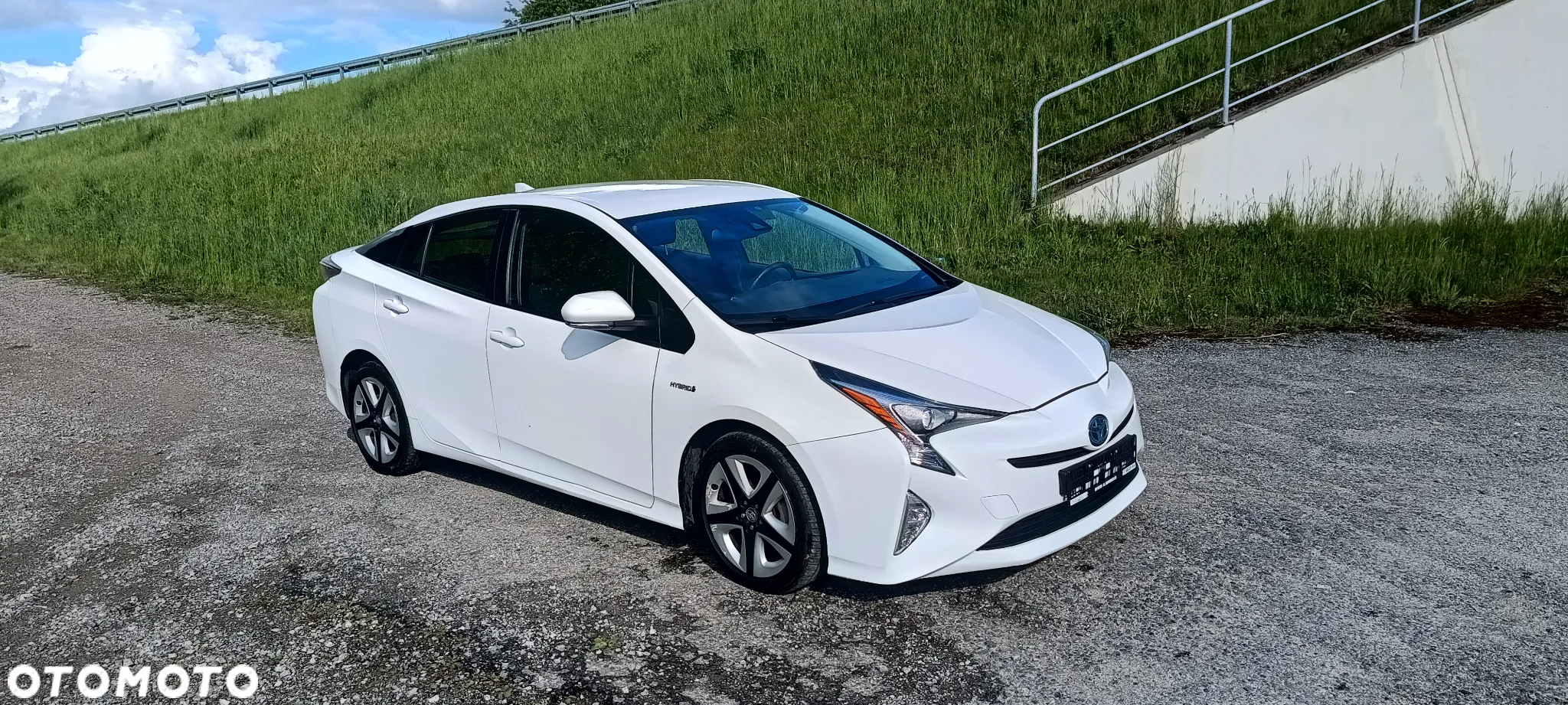 Toyota Prius 1.8 Hybrid Prestige - 8