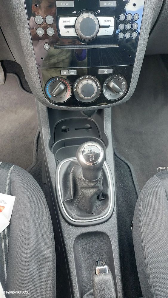 Opel Corsa 1.4 16V Edition - 15