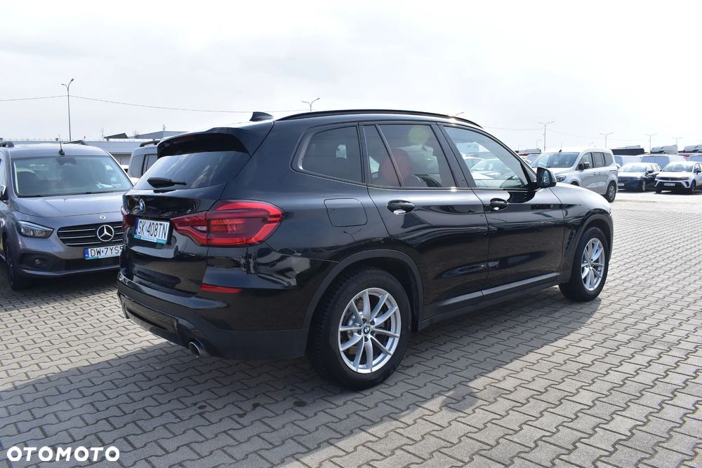 BMW X3 xDrive20i GPF Advantage - 6