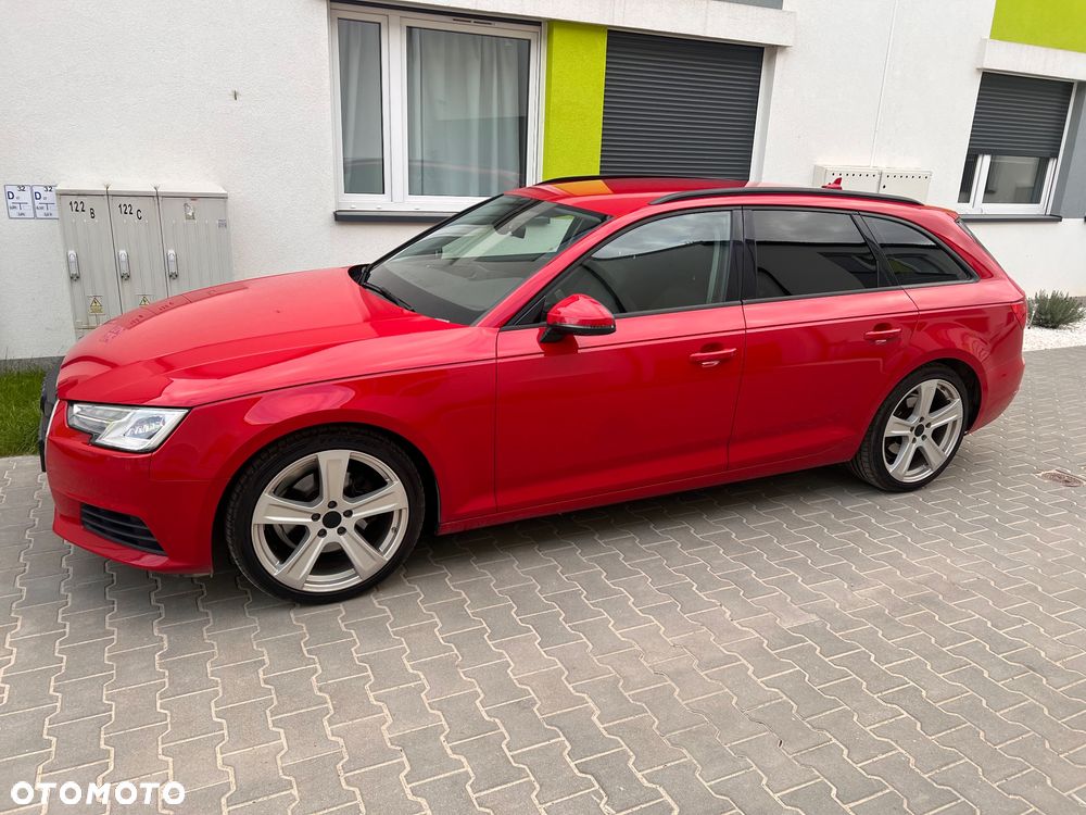Audi A4 - 4