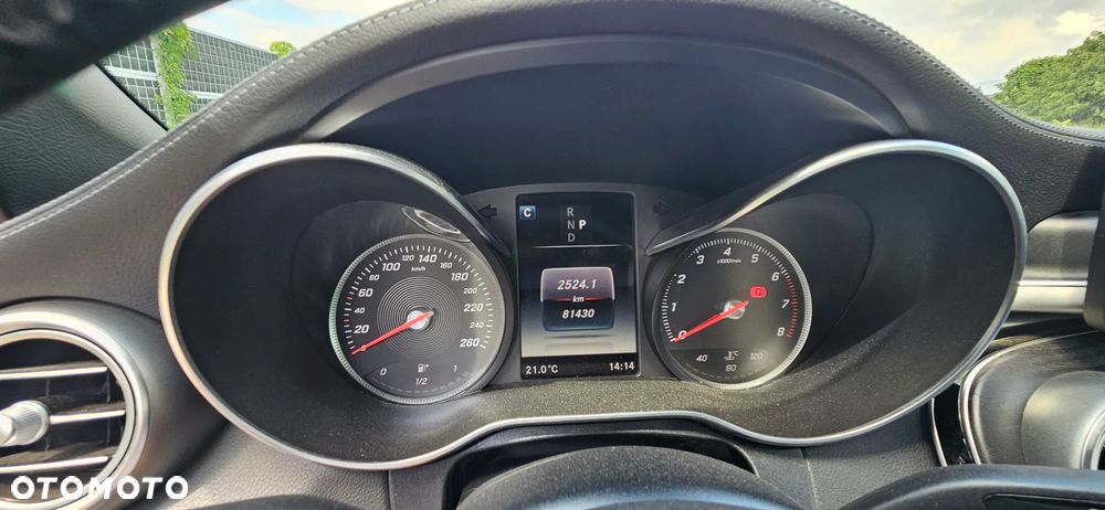 Mercedes-Benz Klasa C 300 9G-TRONIC - 8