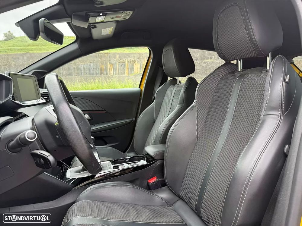 Peugeot 208 1.2 PureTech GT - 7