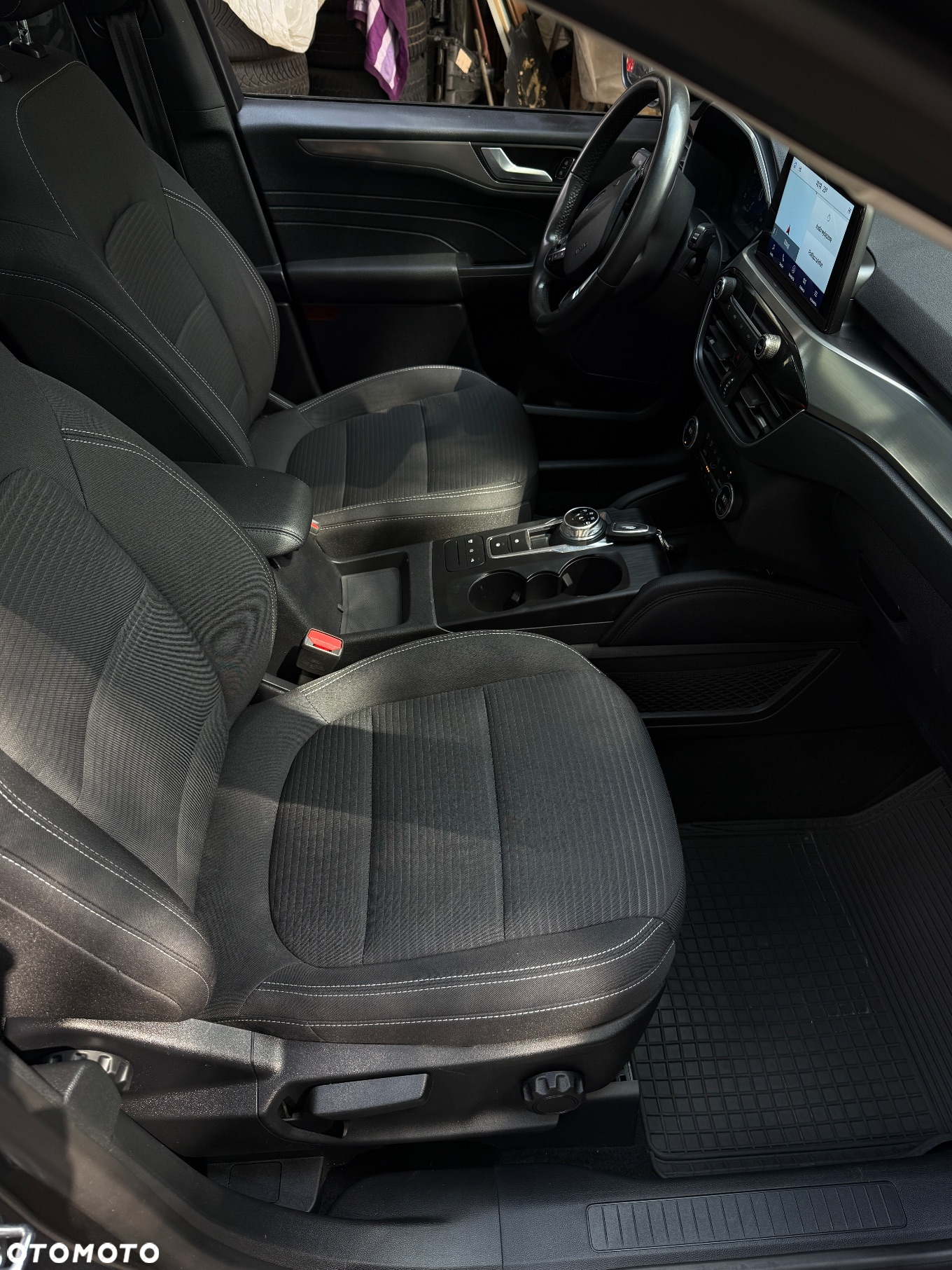 Ford Kuga 2.0 EcoBlue 4x4 TITANIUM - 9