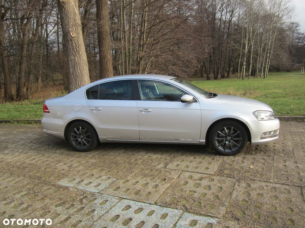 Volkswagen Passat 2.0 TDI DPF Comfortline - 3