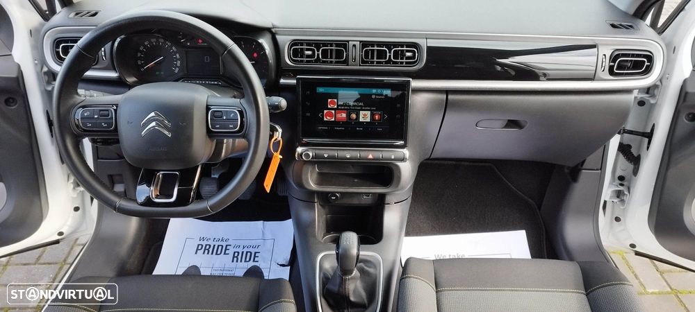 Citroën C3 1.2 PureTech Shine - 10