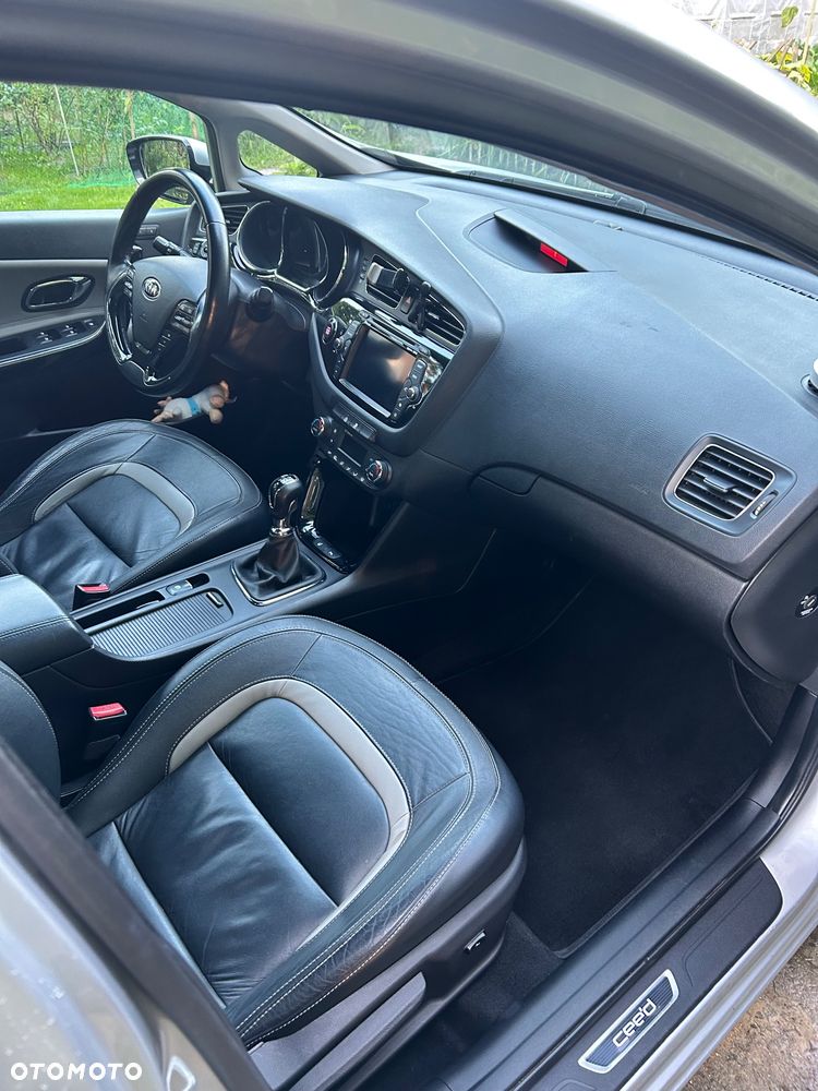 Kia Ceed - 19