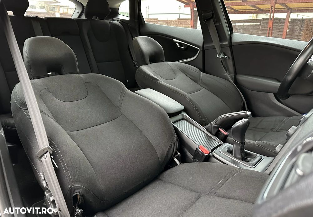 Volvo V40 - 19