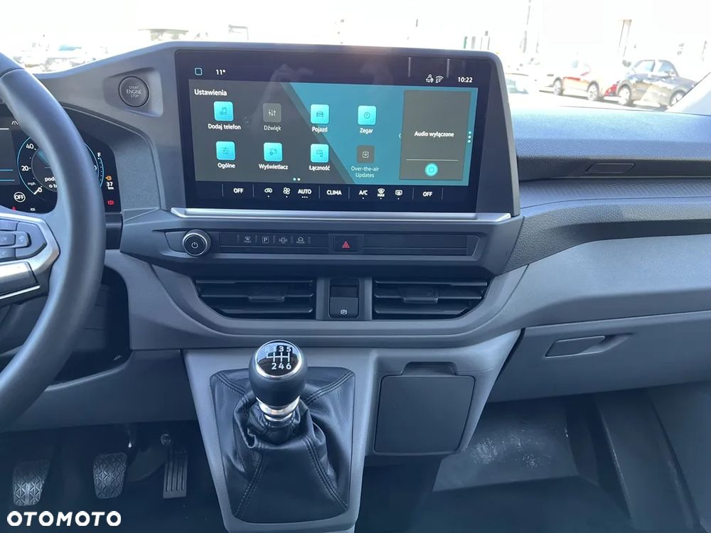 Volkswagen Caravelle - 17