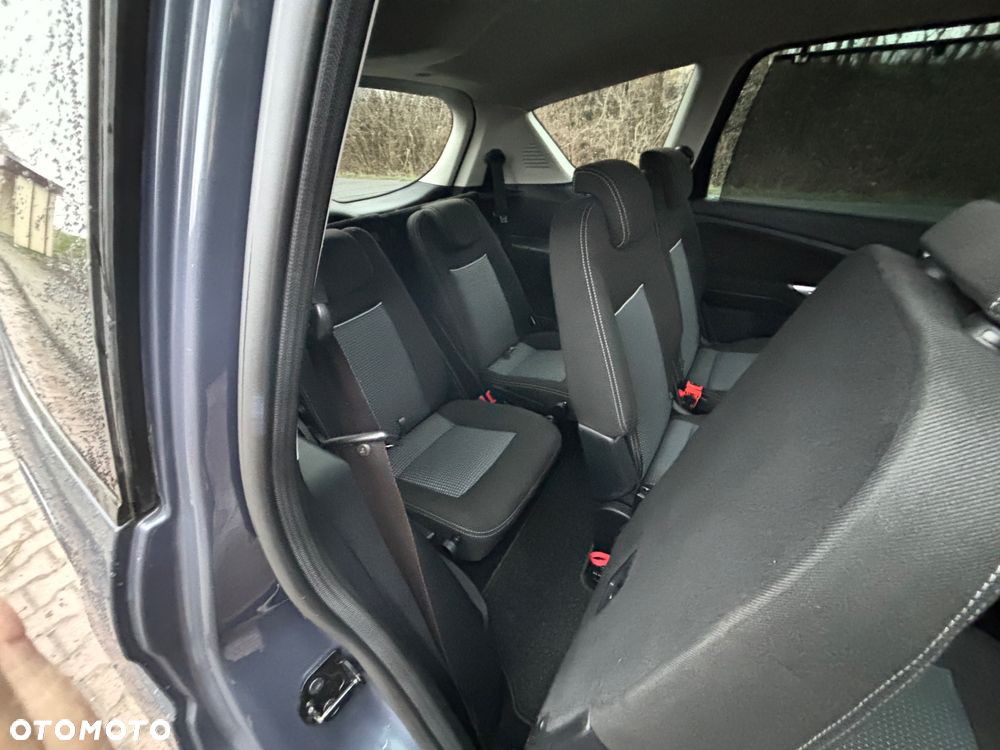 Ford S-Max 2.0 TDCi DPF Ambiente - 15